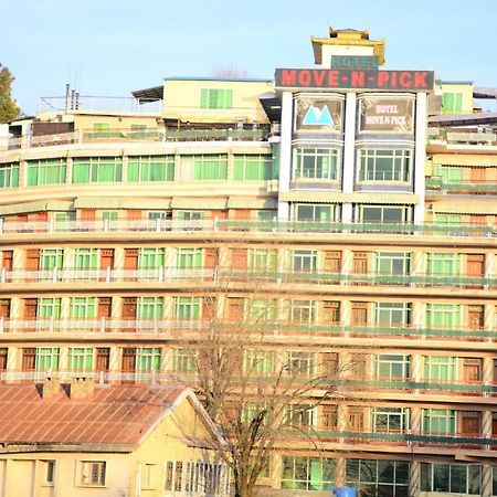 Hotel Move-N-Pick Murree Exteriör bild