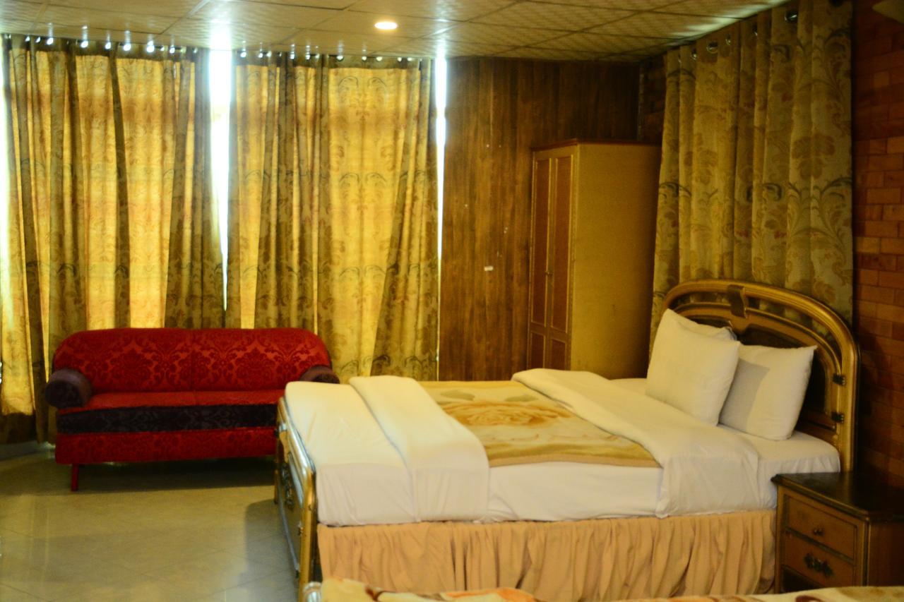 Hotel Move-N-Pick Murree Exteriör bild